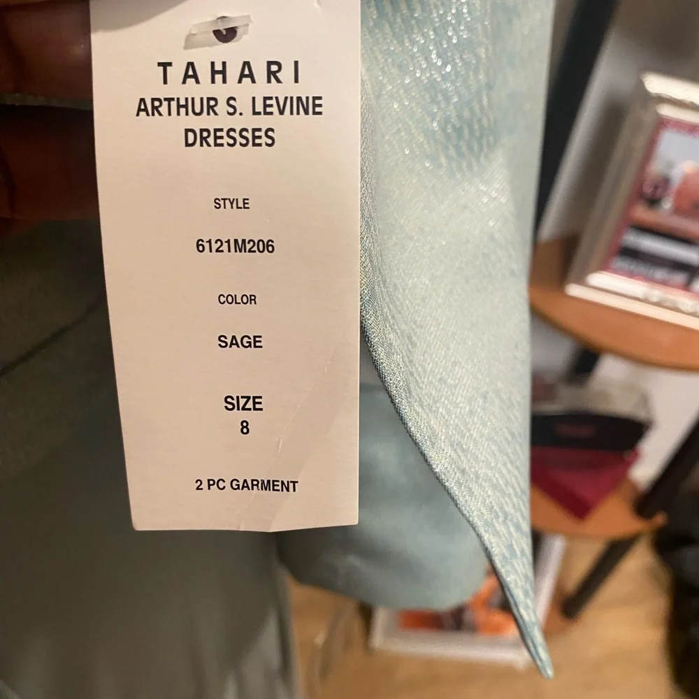 TAHARI CHIFFON GOWN WITH JACKET SIZE 8 METALLIC JACQUARD ARTHUR LEVINE MINT. - Picture 12 of 15